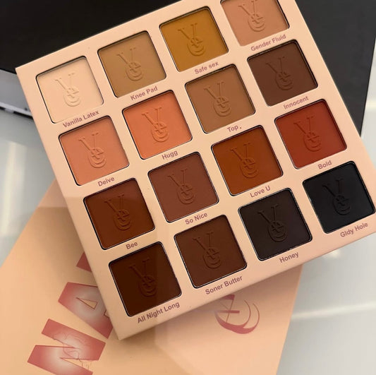 Vee Beauty - Naked Eyeshadow Palette